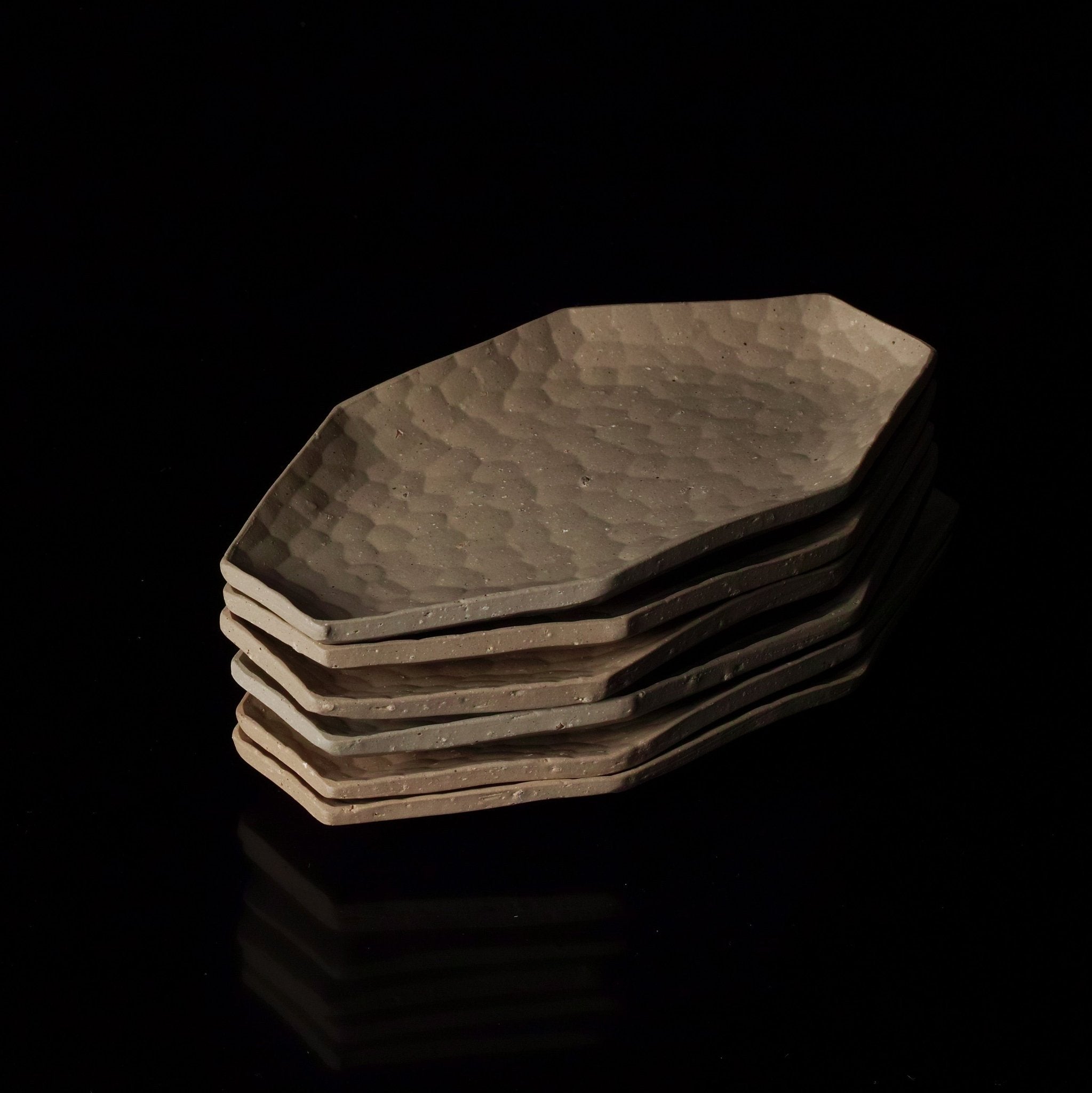 Bizen Shirahana tallerken (small) - Manaka